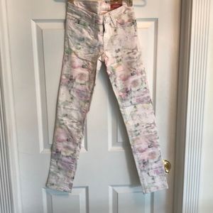 Aero NWT faded tye dye skinny jeans